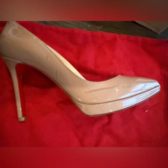Christian Louboutin Nude Patent Leather Heels - Picture 11 of 13